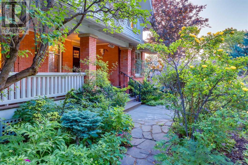 Single Family House for Sale in  Carleton Street SW Upper Mount Royal Calgary 