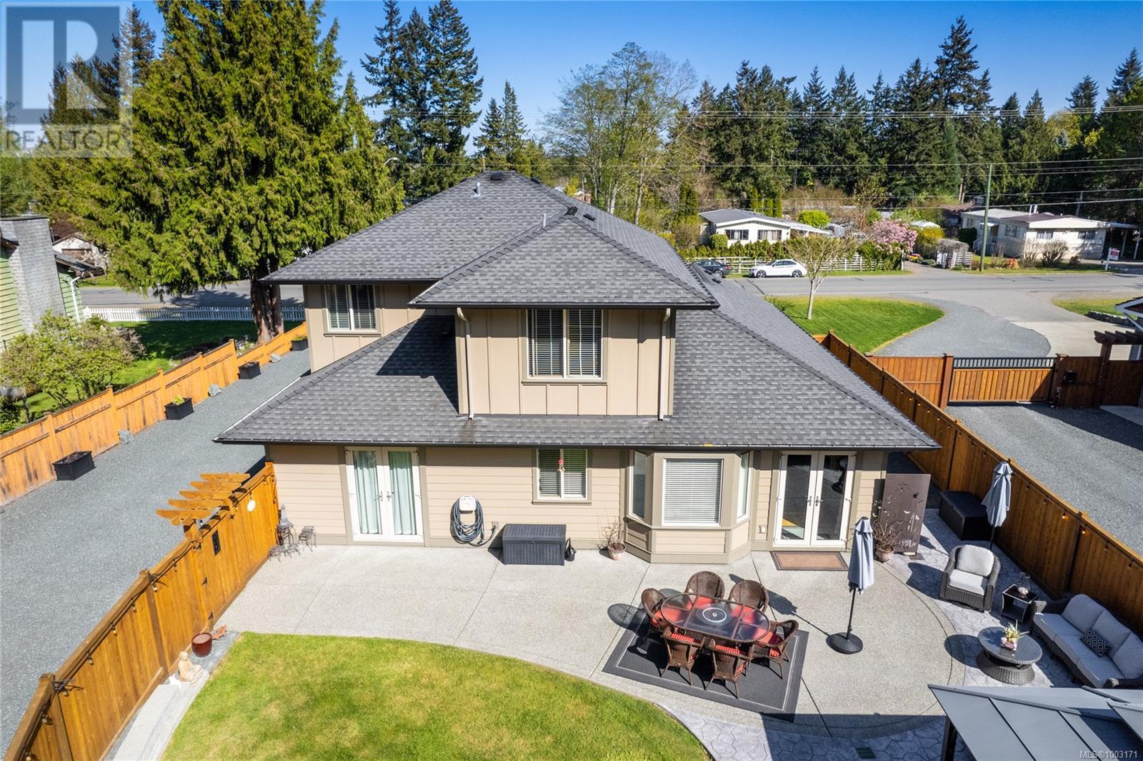 Photo 73 of 423 Craig St, Parksville BC
