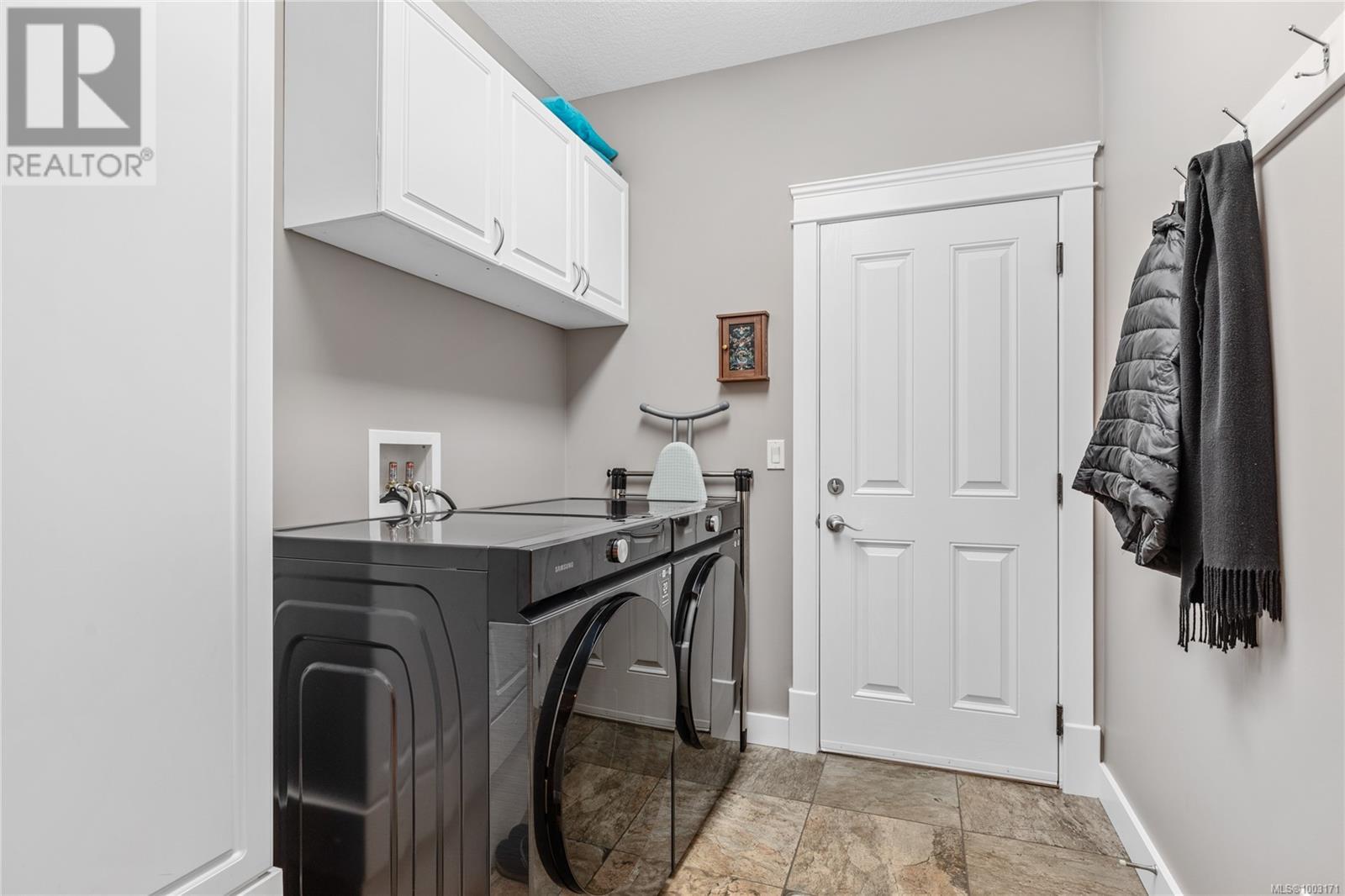 Photo 31 of 423 Craig St, Parksville BC