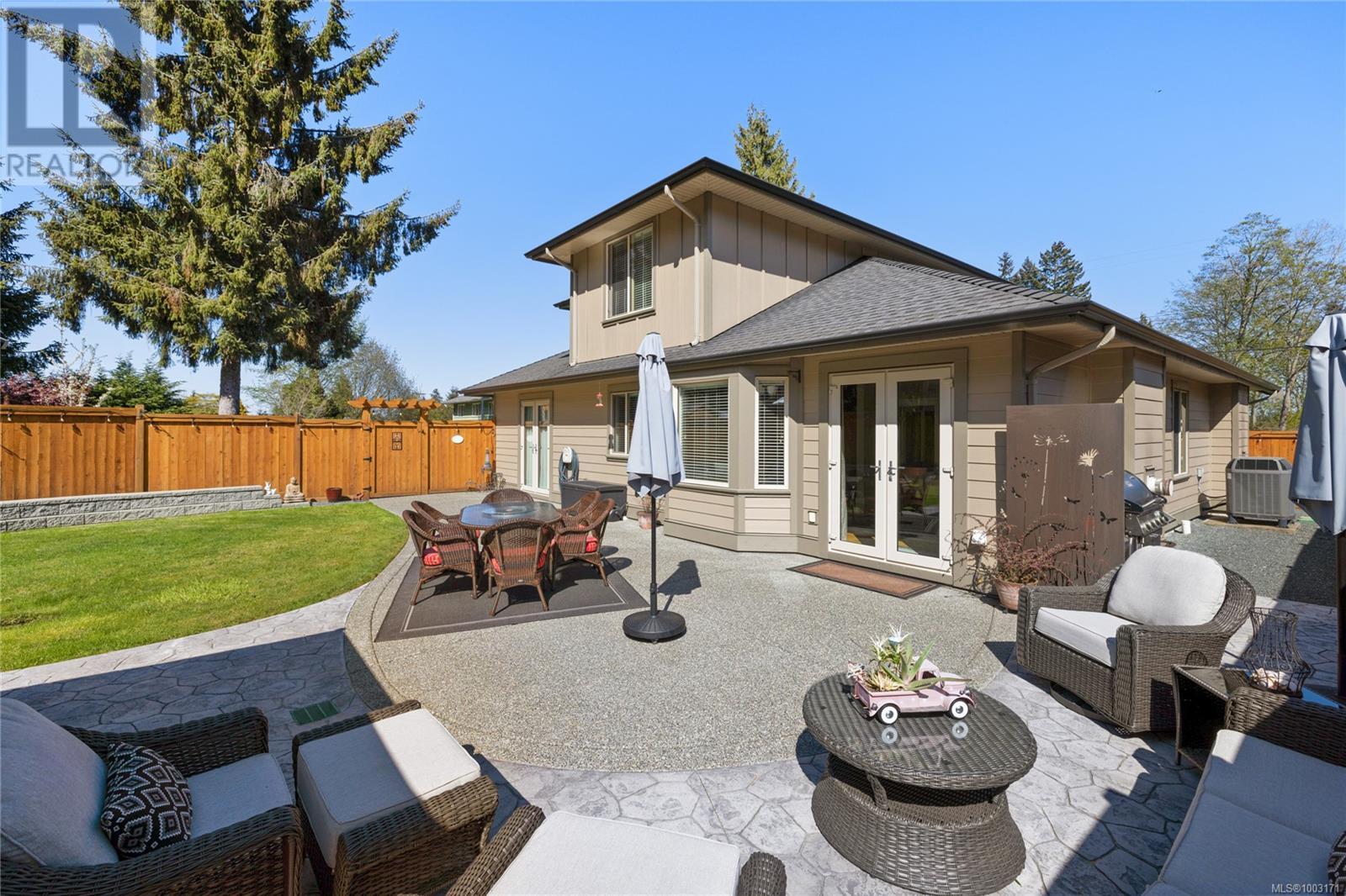Photo 56 of 423 Craig St, Parksville BC