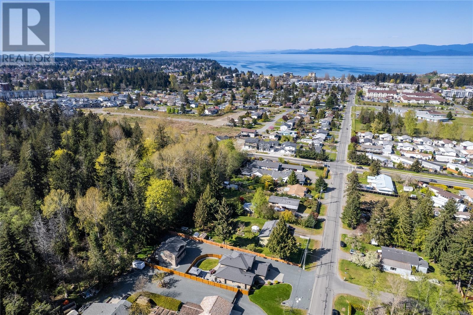 Photo 67 of 423 Craig St, Parksville BC