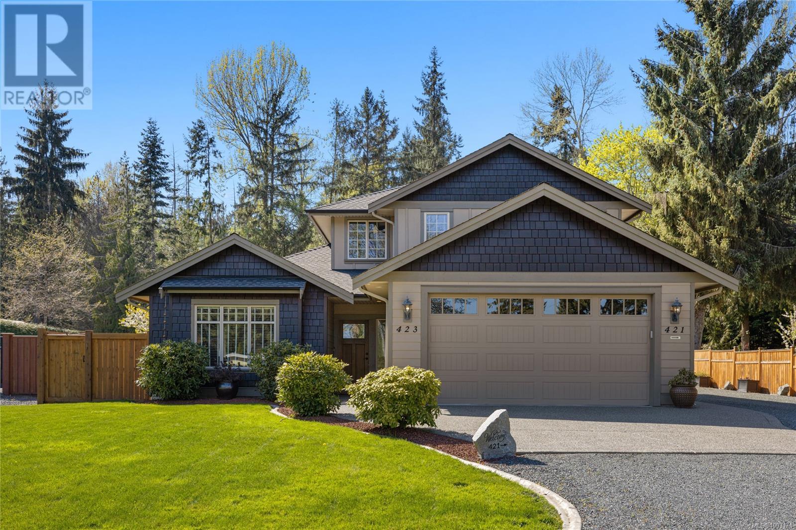 Photo 75 of 423 Craig St, Parksville BC
