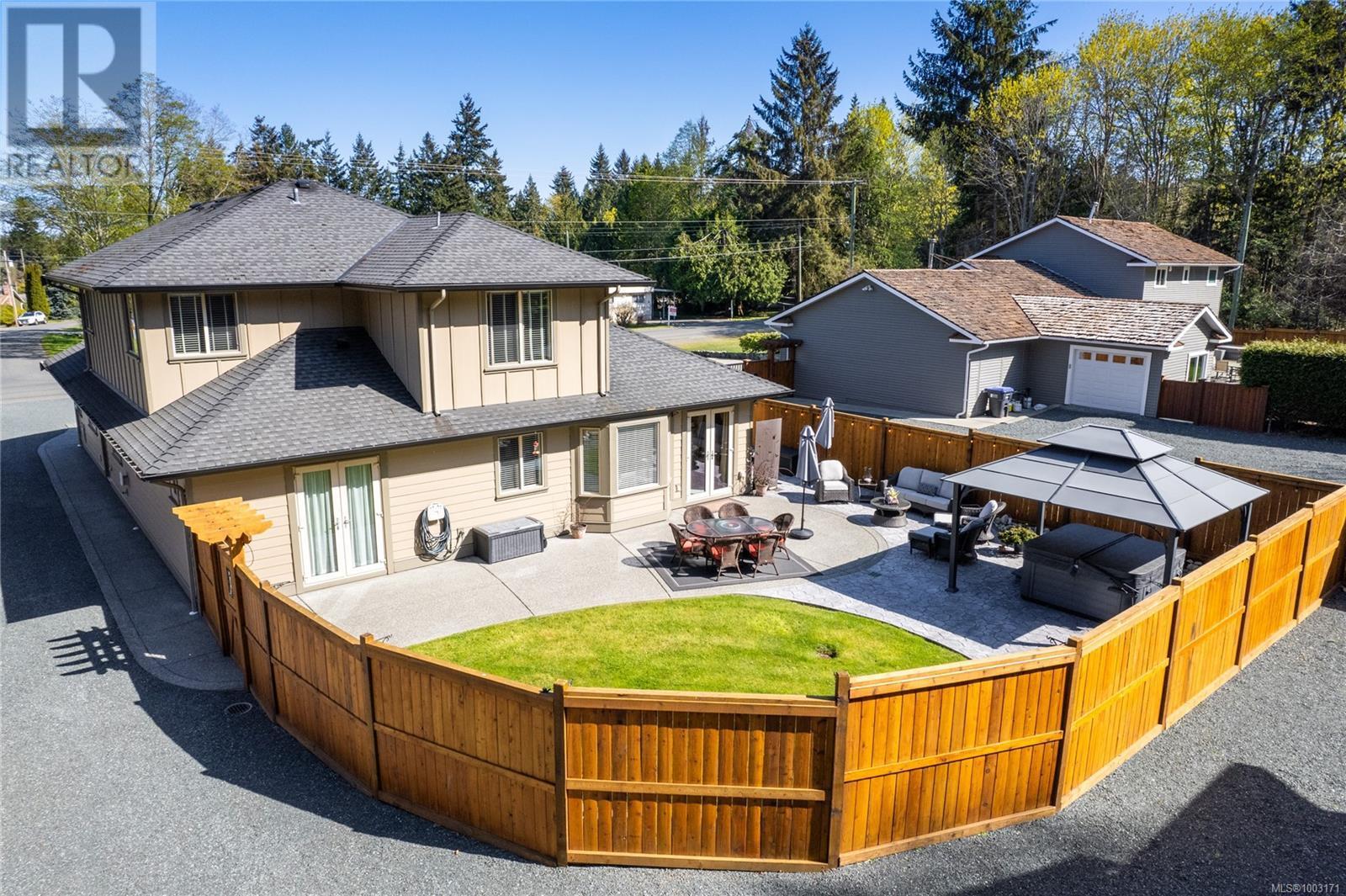 Photo 61 of 423 Craig St, Parksville BC