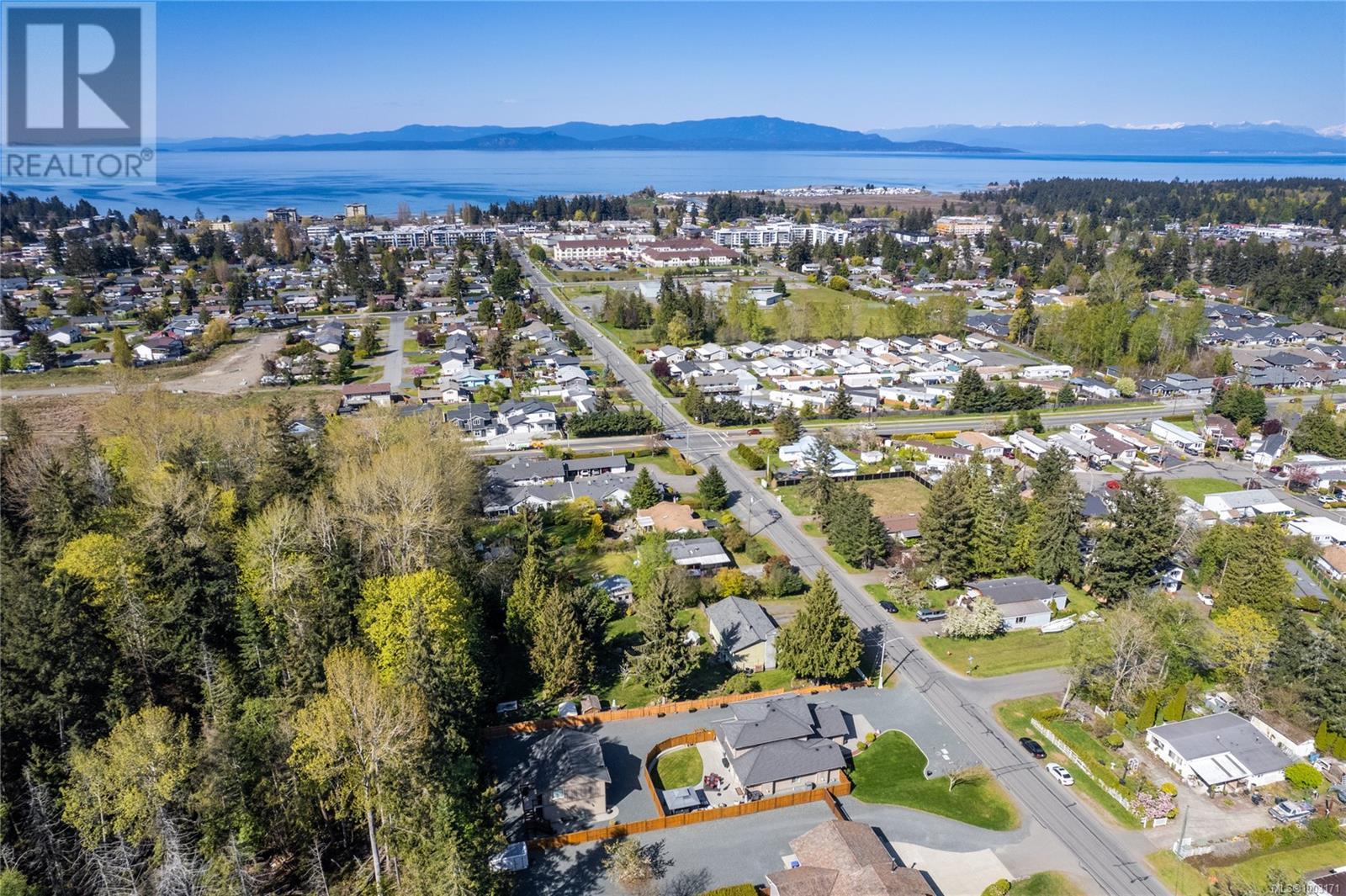Photo 65 of 423 Craig St, Parksville BC