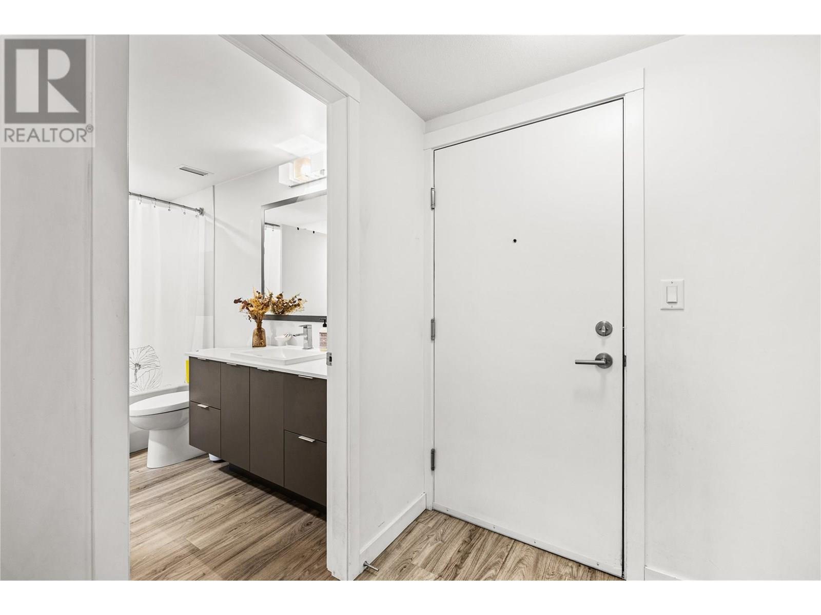 #116 1775 CHAPMAN PLACE - Image 14