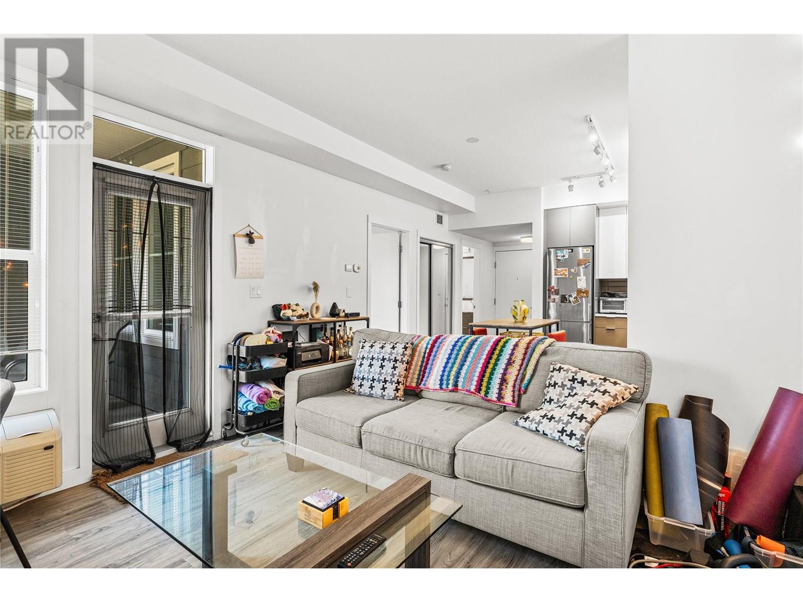#116 1775 CHAPMAN PLACE - Image 9