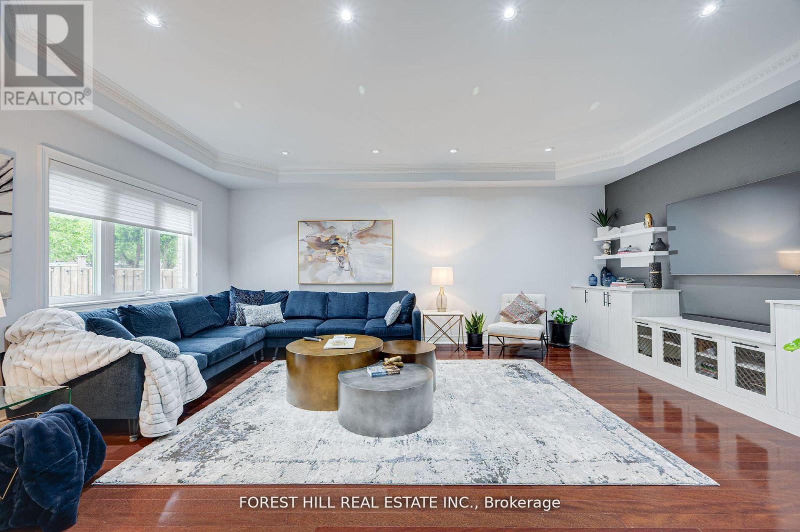 Single Family House for Sale in  NER ISRAEL DRIVE S Vaughan (Patterson) 