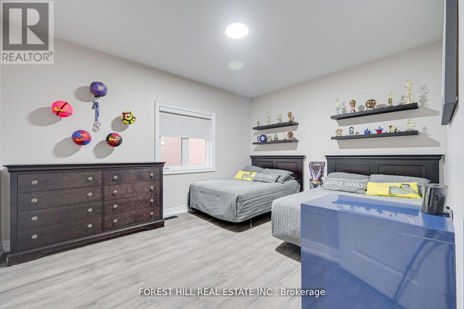 Single Family House for Sale in  NER ISRAEL DRIVE S Vaughan (Patterson) 
