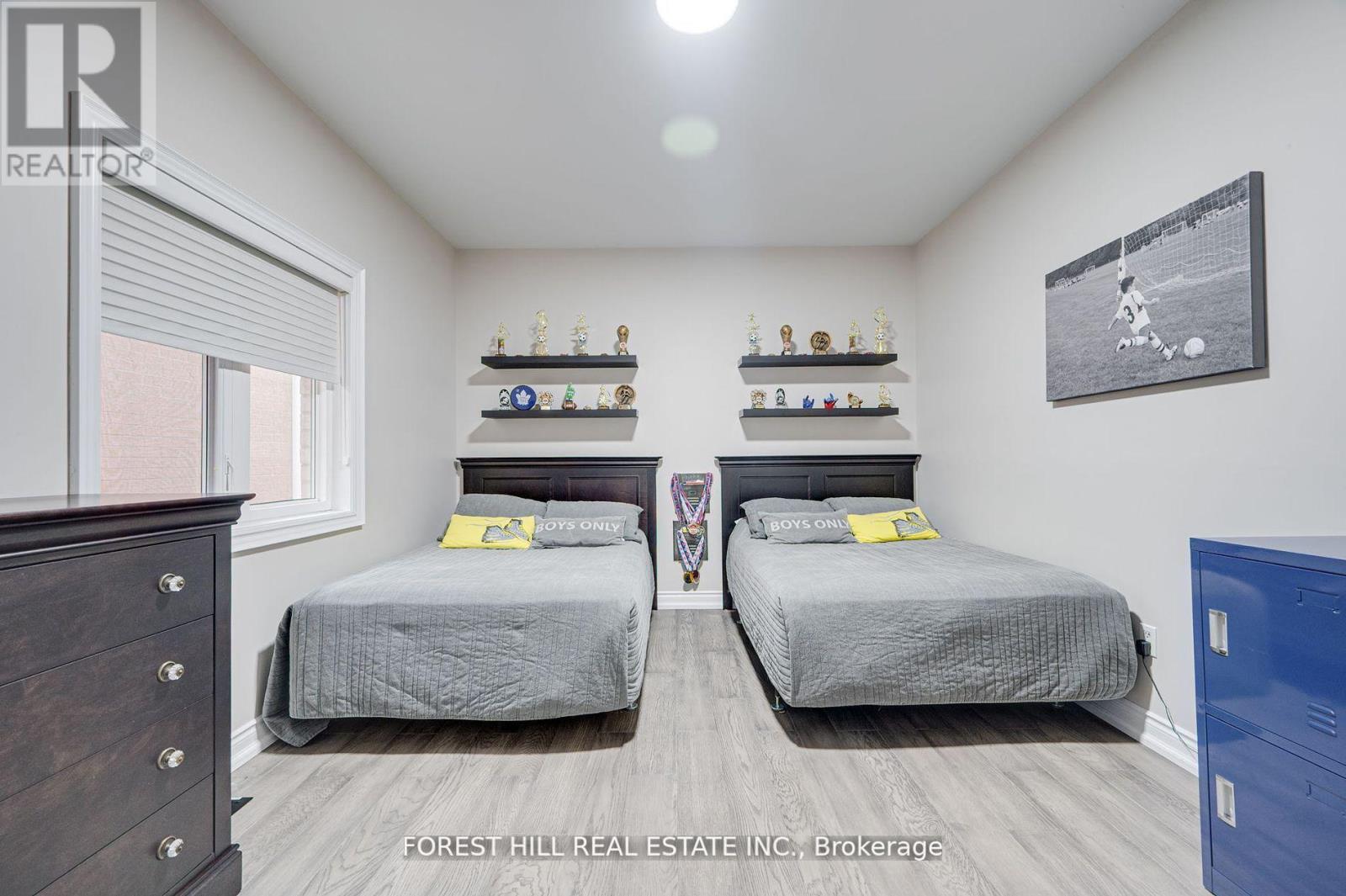 Single Family House for Sale in  NER ISRAEL DRIVE S Vaughan (Patterson) 