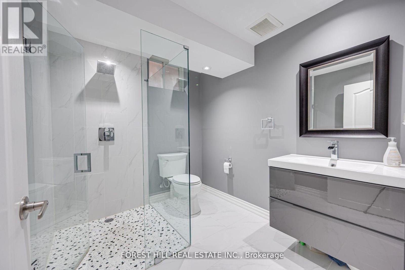 Single Family House for Sale in  NER ISRAEL DRIVE S Vaughan (Patterson) 