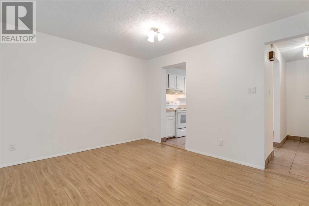 49, 210 86 Avenue SE, Calgary, Alberta