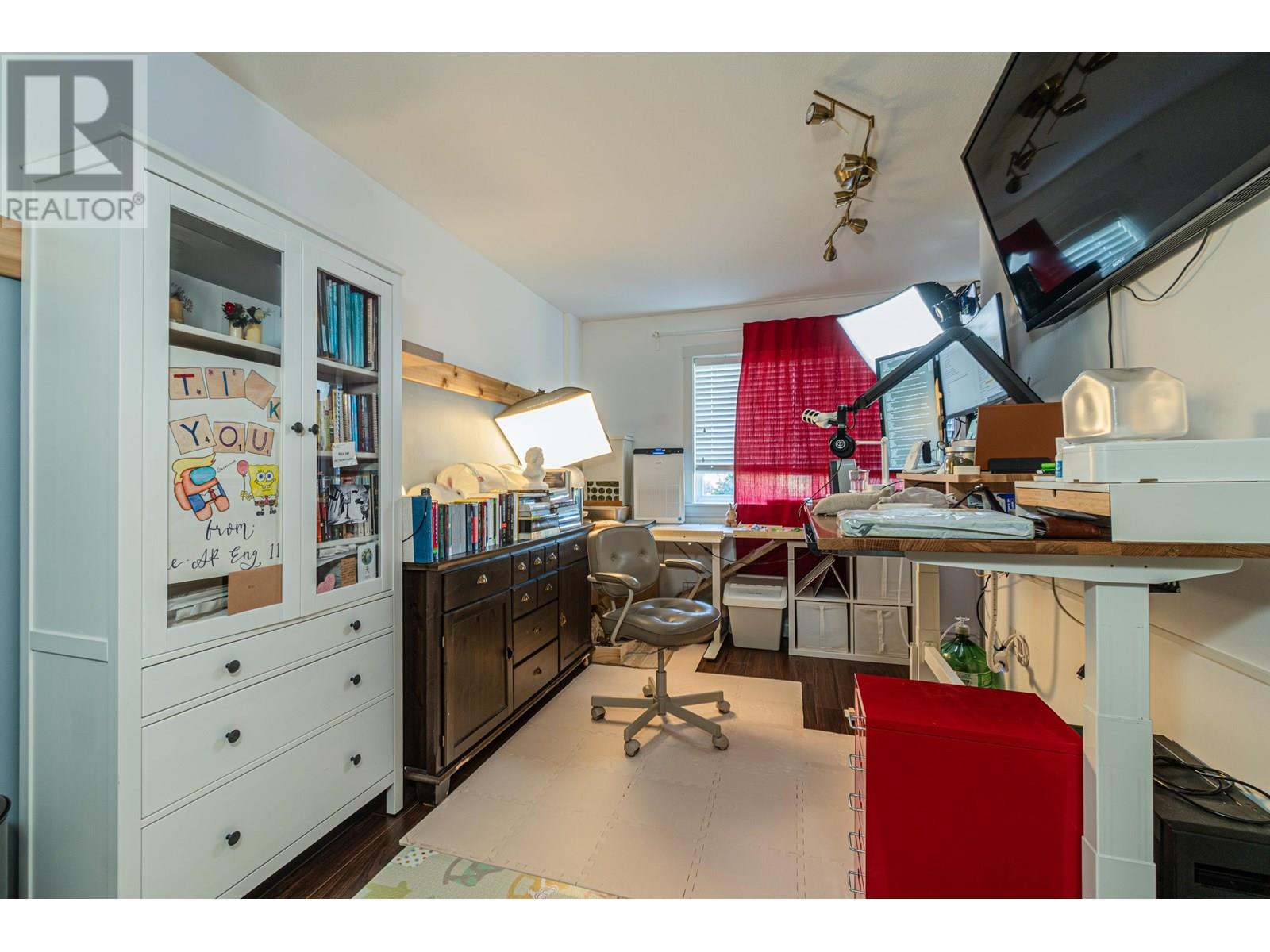Photo 15 of 10 6199 Birch Street, Richmond BC