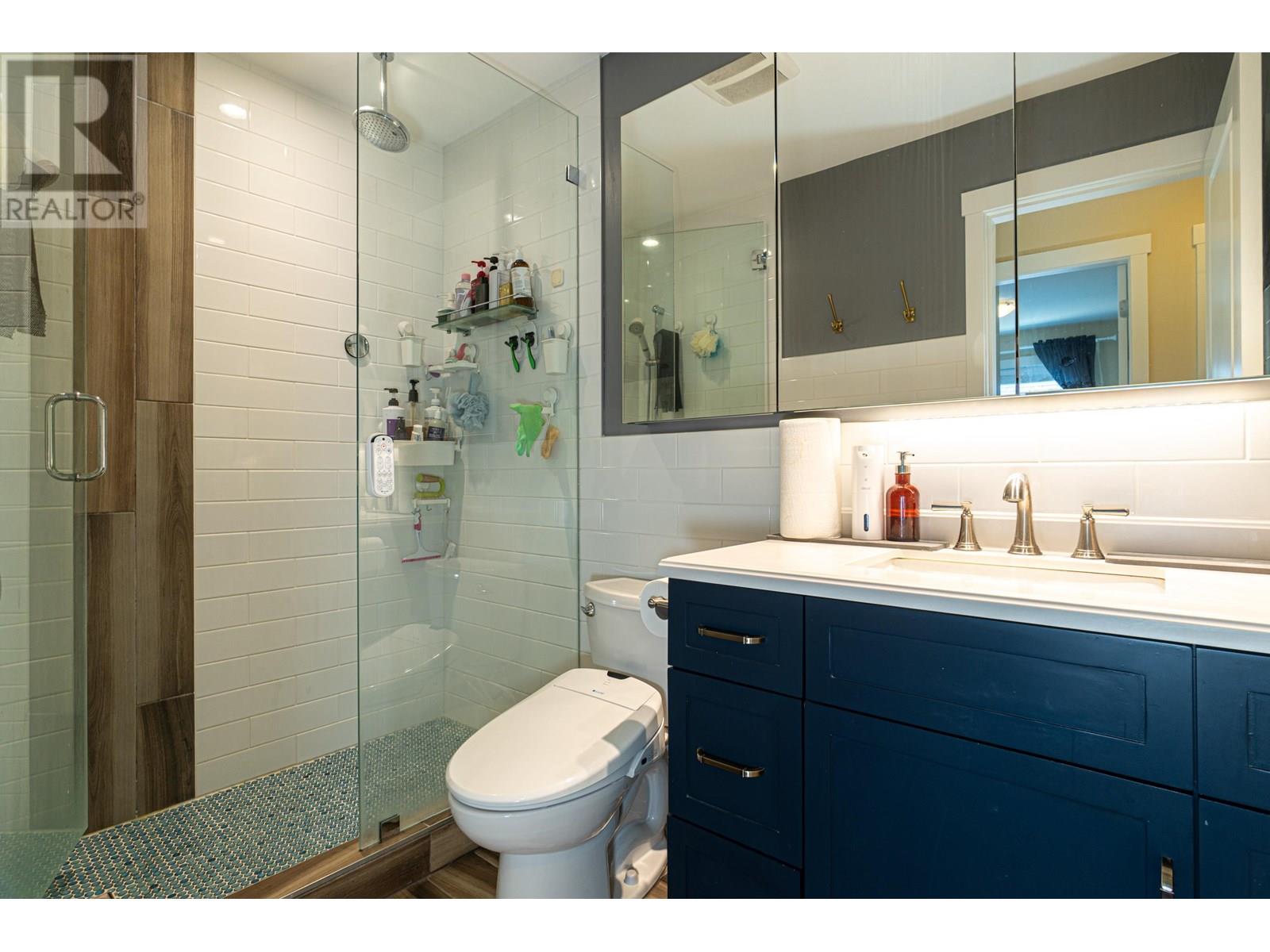 Photo 7 of 10 6199 Birch Street, Richmond BC