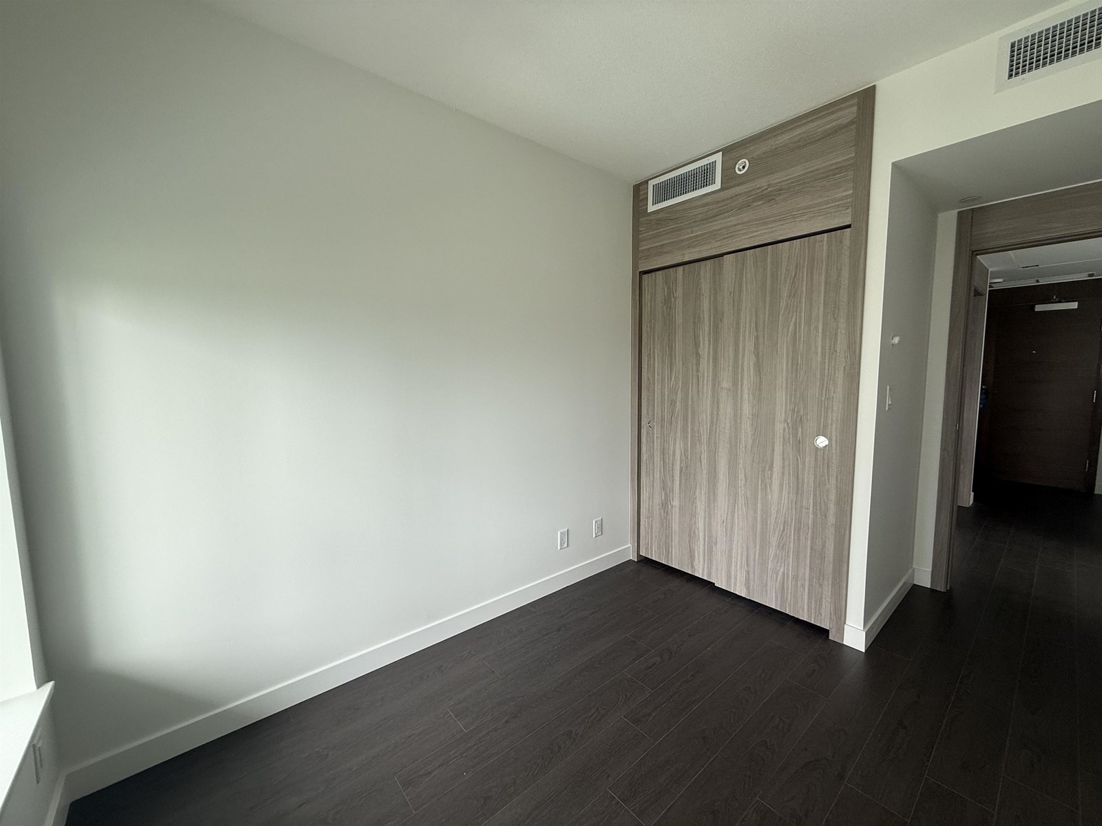 Photo 1 of 1308 13768 100 Avenue, Surrey BC