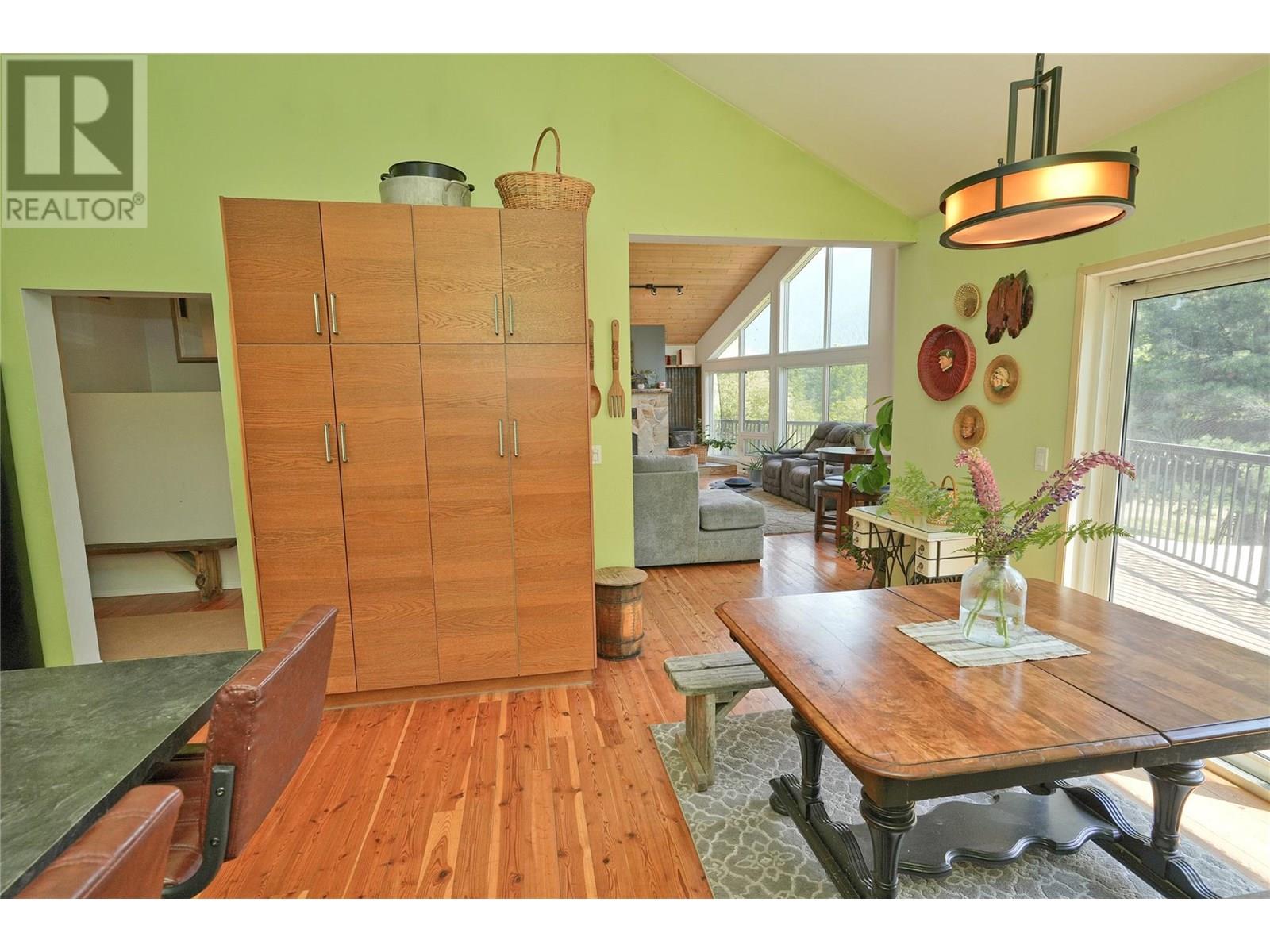 Photo 17 of 6702 Appledale Lower Road, Winlaw BC