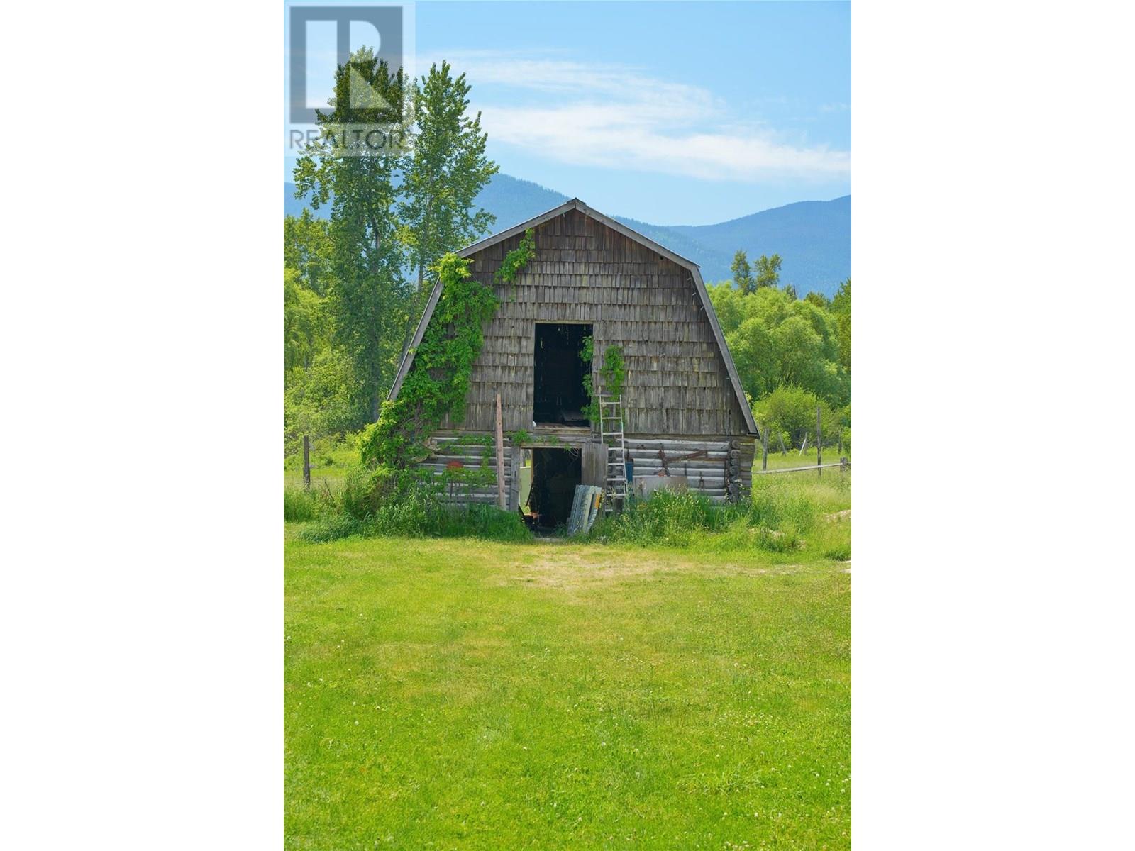 Photo 15 of 6702 Appledale Lower Road, Winlaw BC