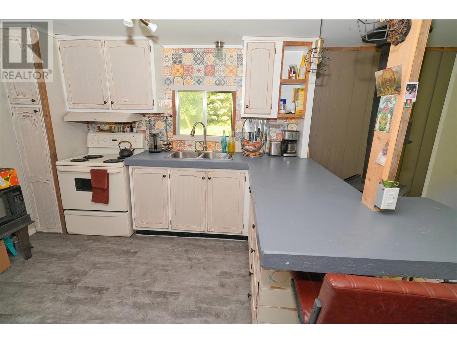 Photo 62 of 6702 Appledale Lower Road, Winlaw BC