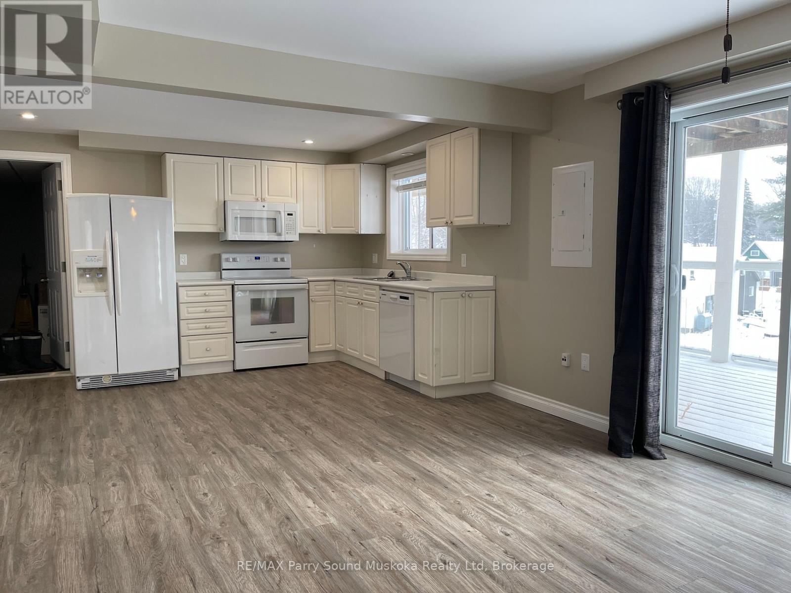 Photo 17 of 31 25 Wilson Lake Road, Parry Sound Remote Area ON