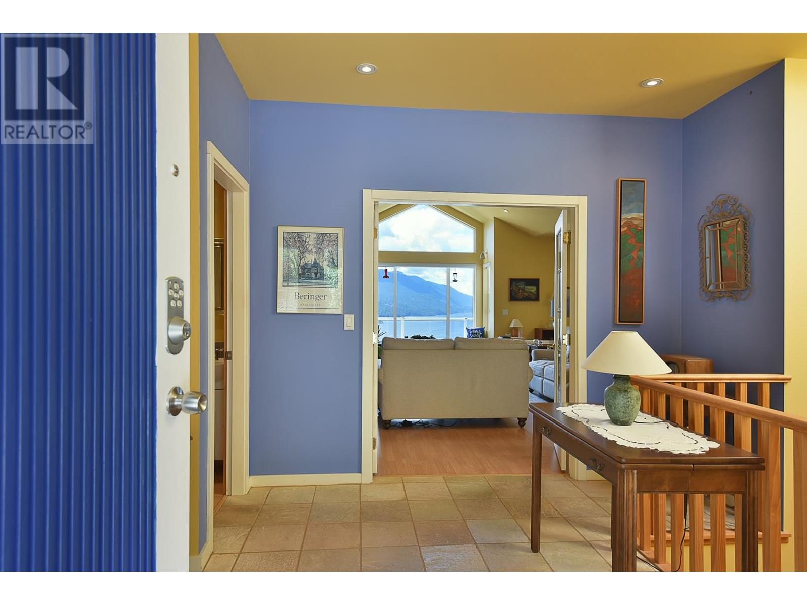 5870 SKOOKUMCHUK ROAD, Sechelt