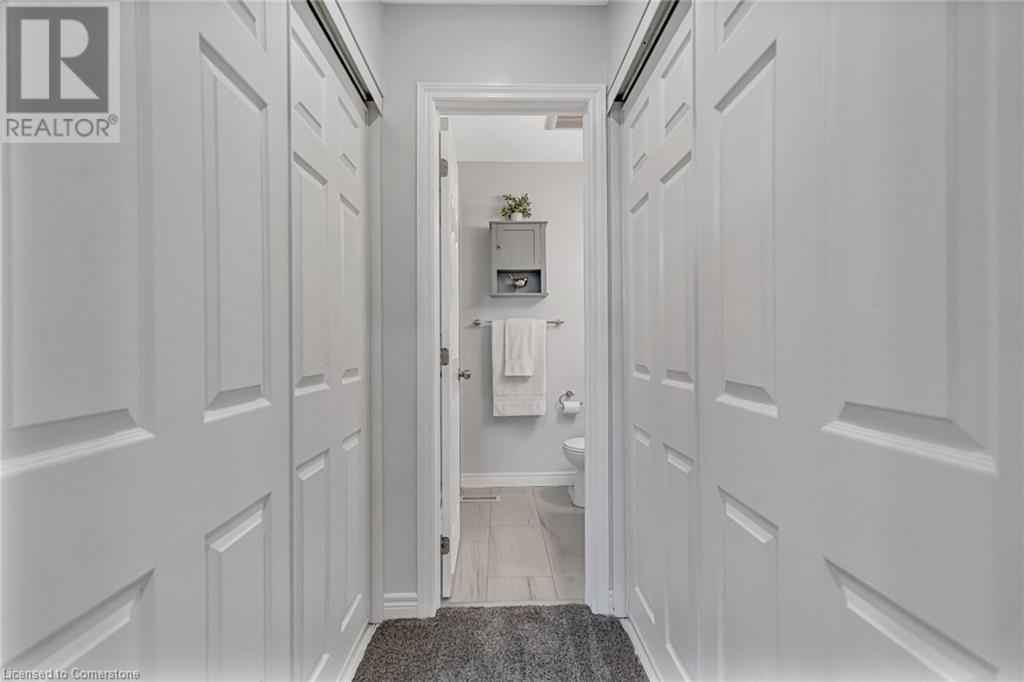 Photo 26 of 15 Smith Drive, Halton Hills ON