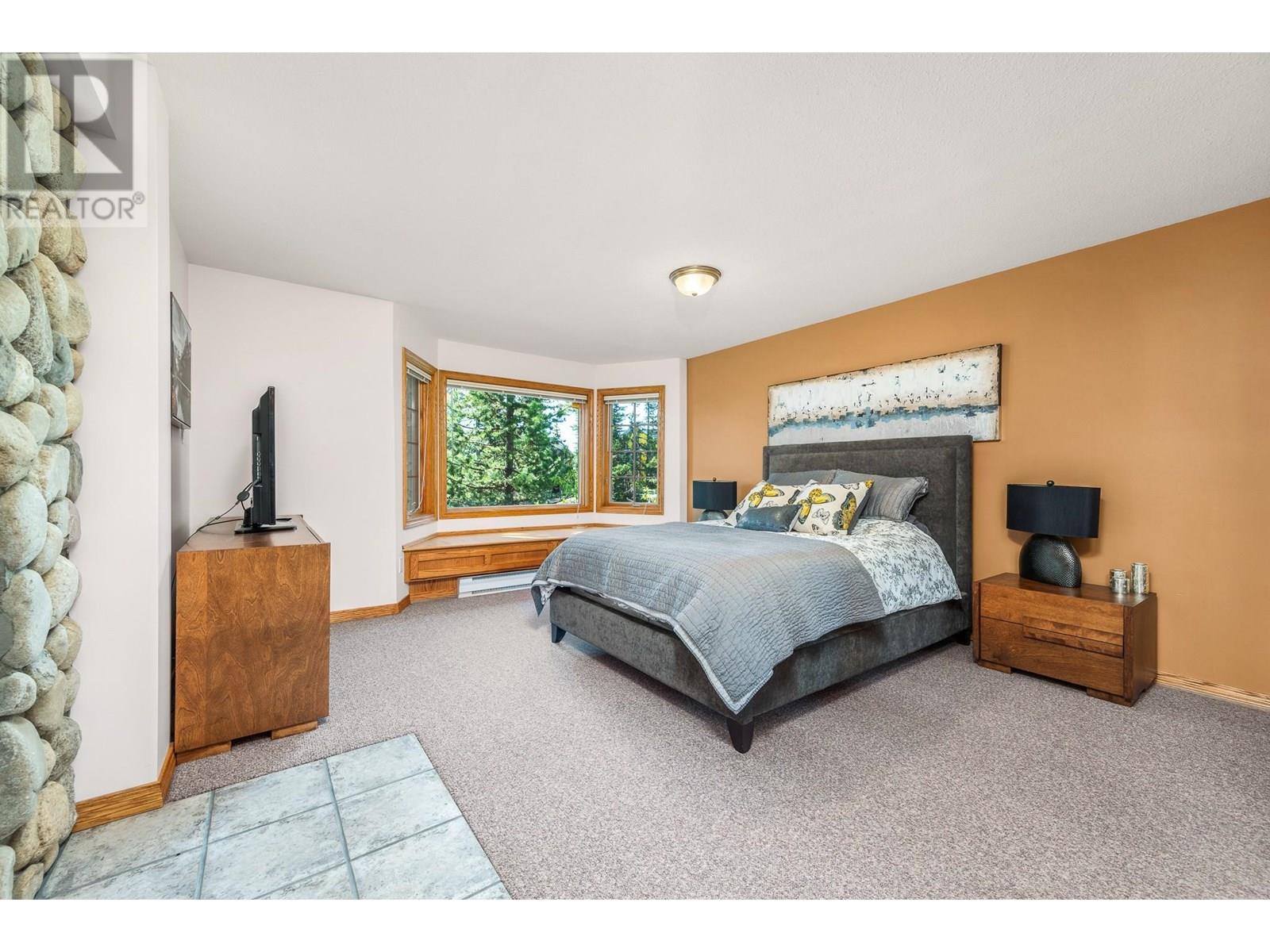 705 Monashee Road, Silver Star