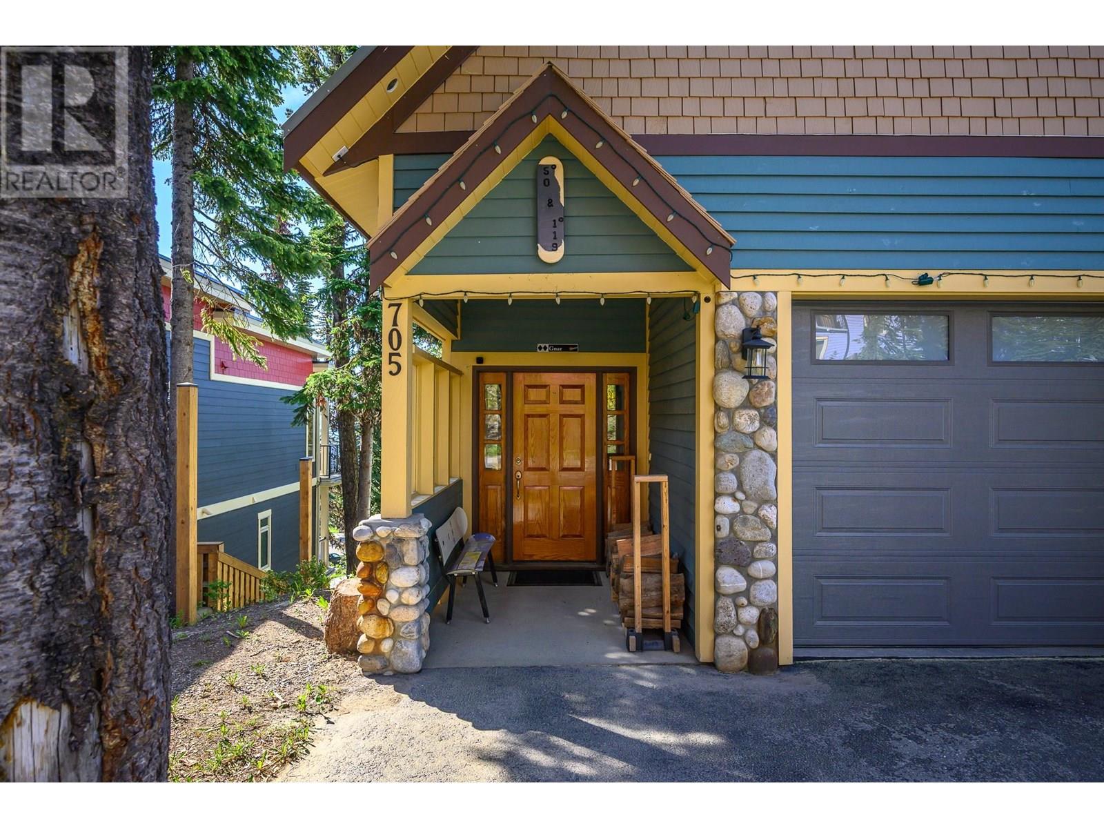 705 Monashee Road, Silver Star