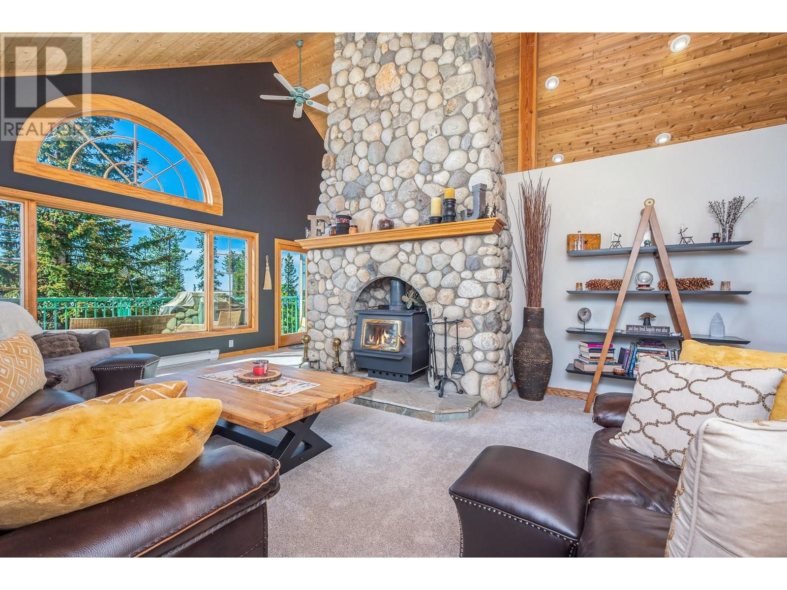 705 Monashee Road, Silver Star
