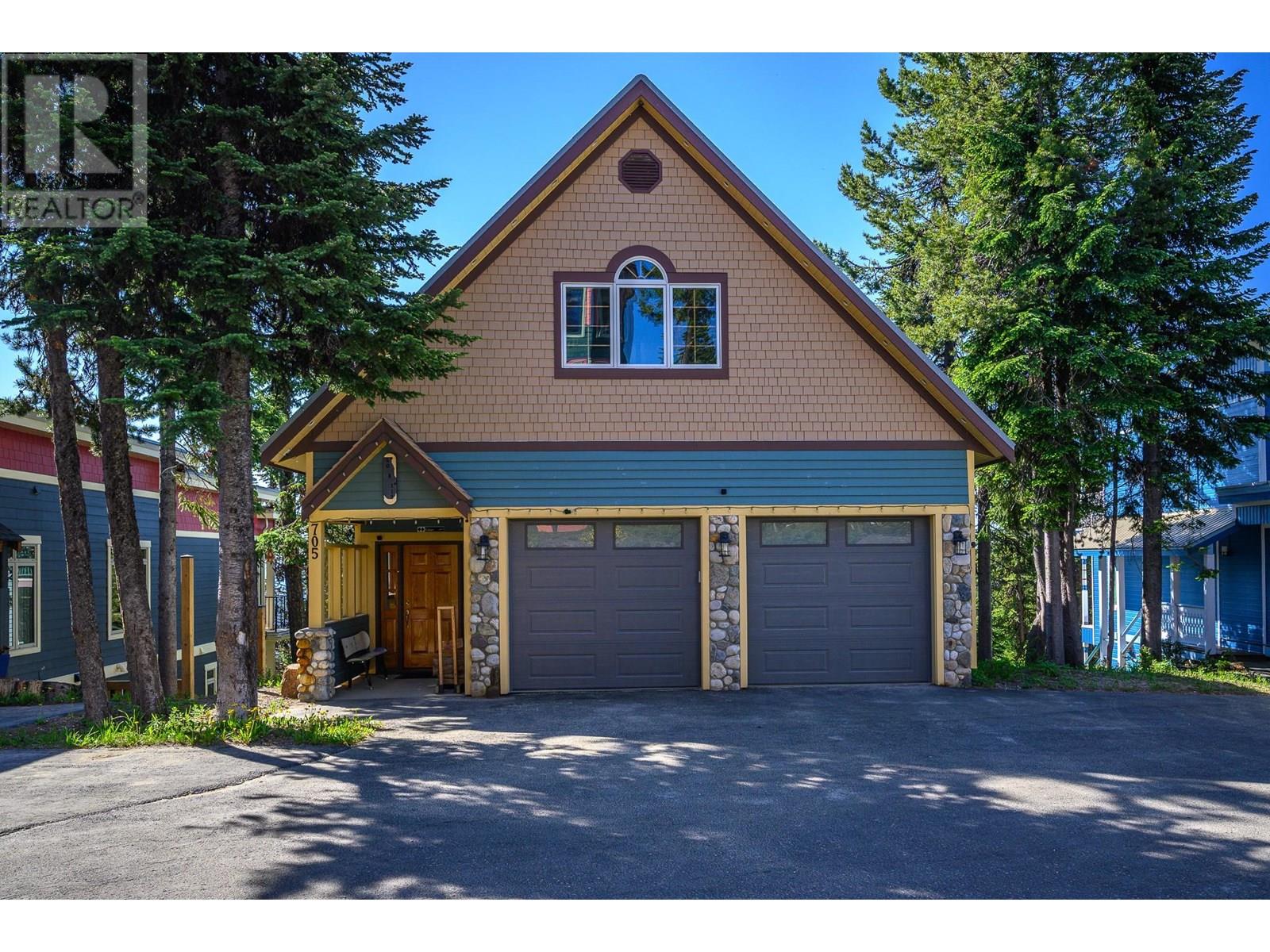 705 Monashee Road, Silver Star