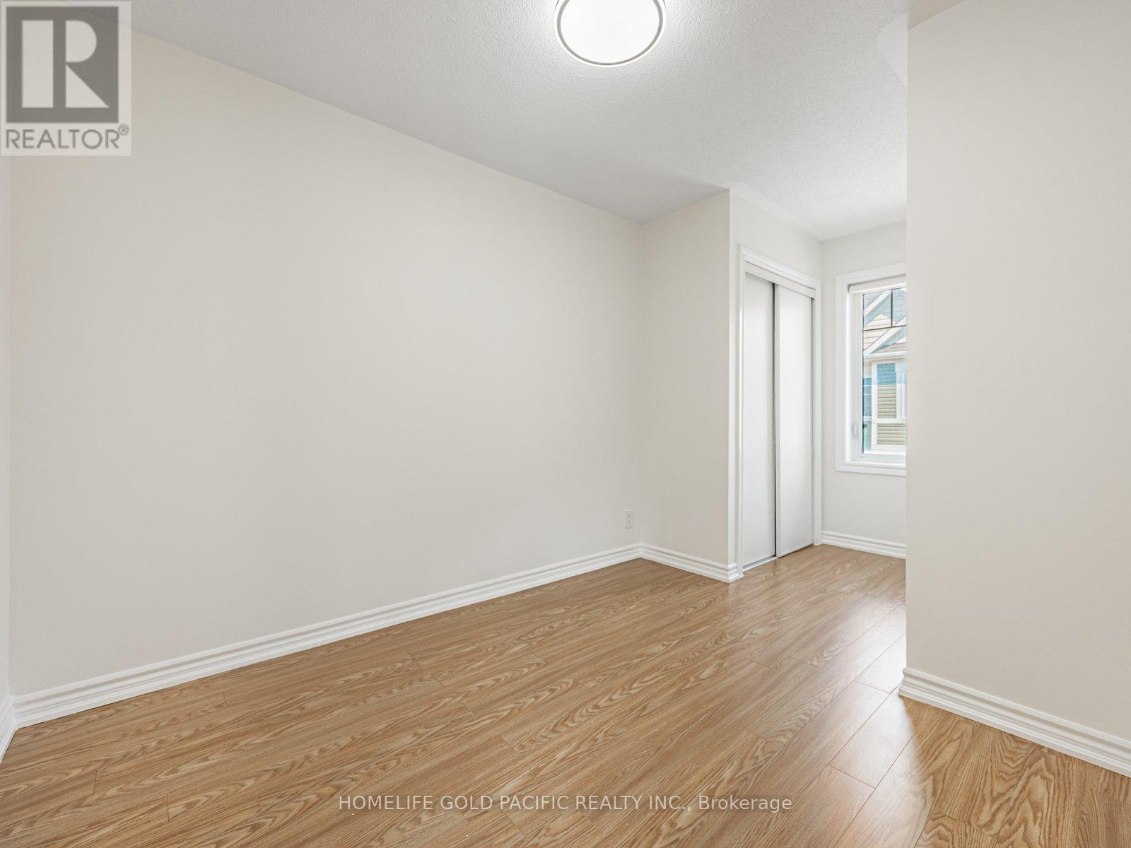 Photo 15 of 28 2500 Hill Rise Court, Oshawa ON
