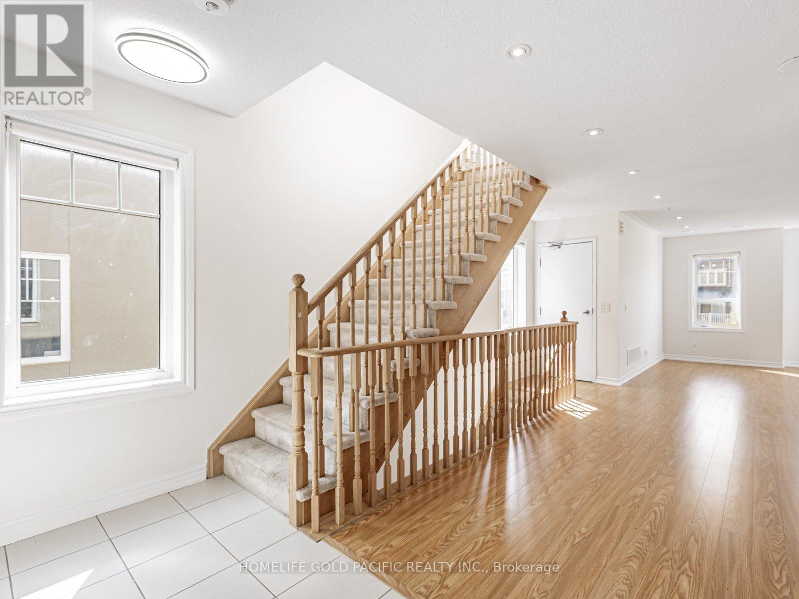 Photo 27 of 28 2500 Hill Rise Court, Oshawa ON