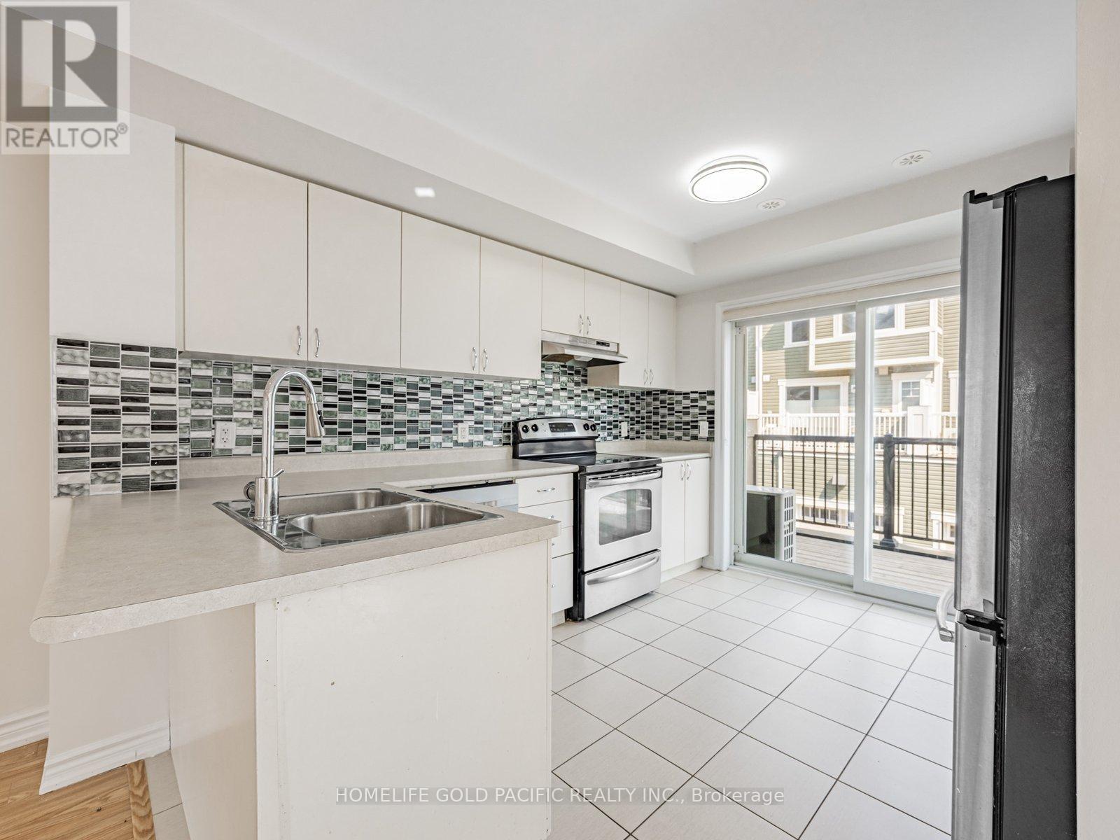 Photo 23 of 28 2500 Hill Rise Court, Oshawa ON
