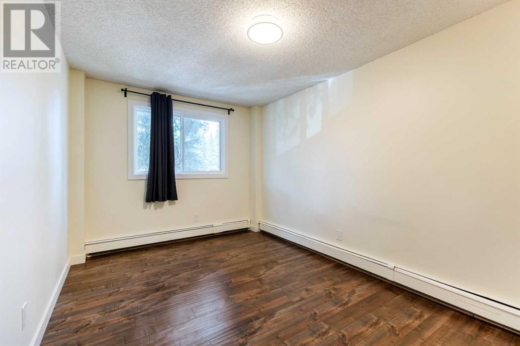 203, 3420 50 Street NW, Calgary, Alberta
