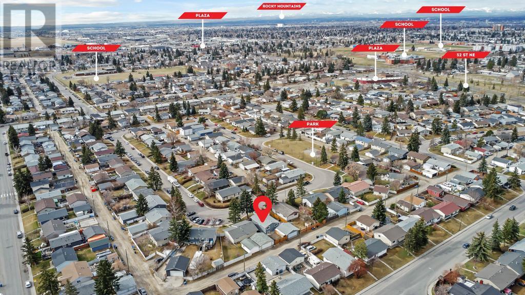 Single Family House Bi-level for Sale in  Penmeadows Close SE Penbrooke Meadows Calgary 