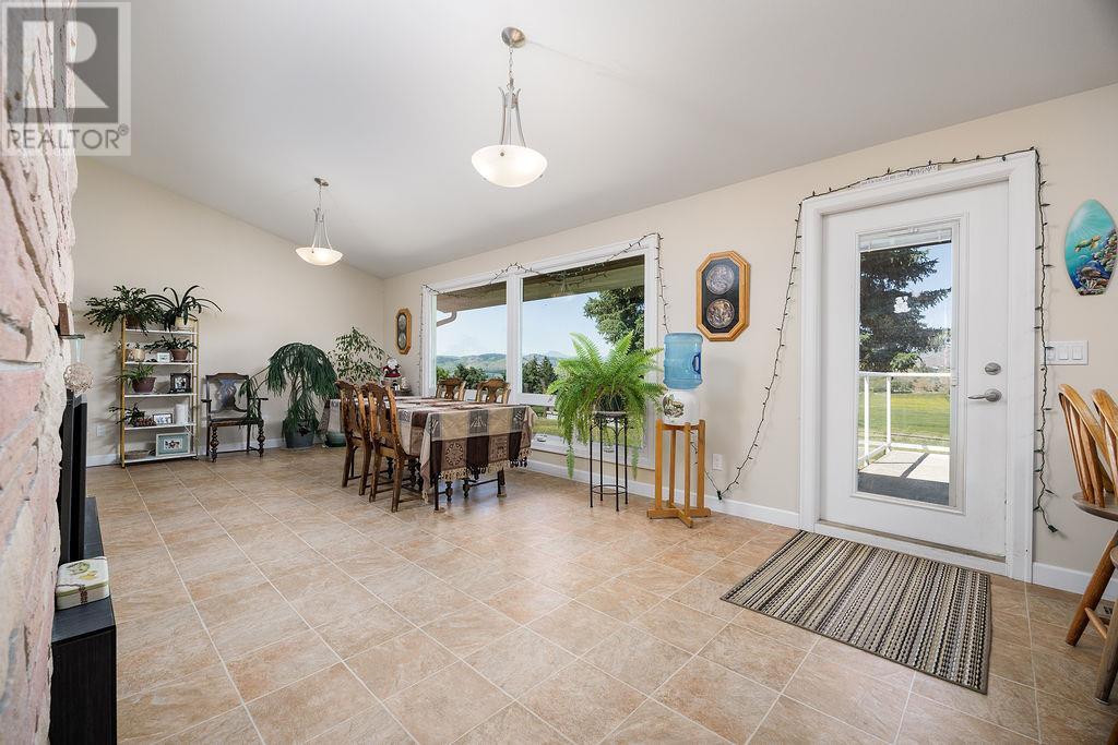 3796 East Vernon Road, Vernon