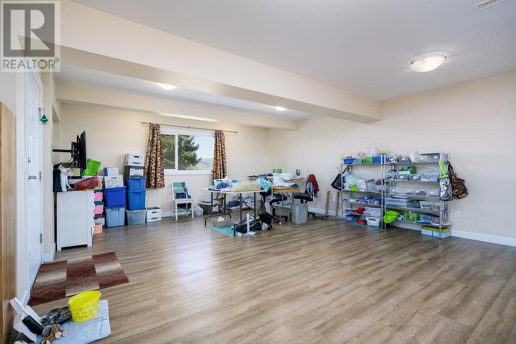3796 East Vernon Road, Vernon