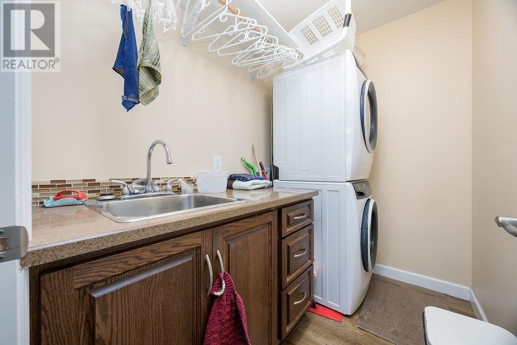 3796 East Vernon Road, Vernon