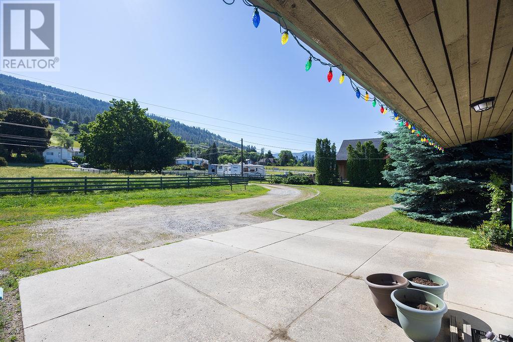 3796 East Vernon Road, Vernon