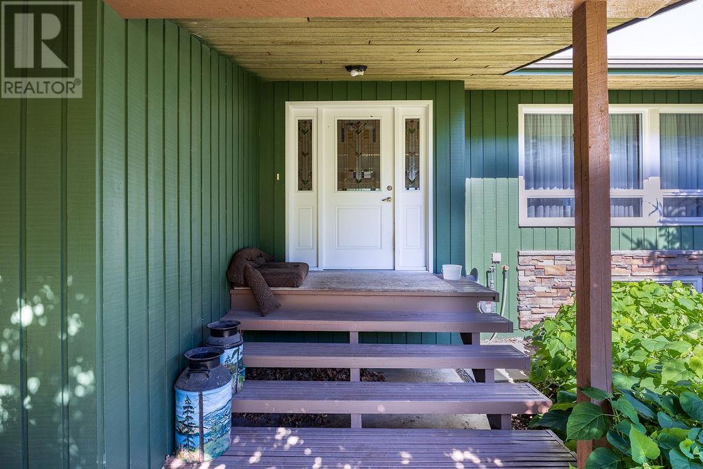3796 East Vernon Road, Vernon