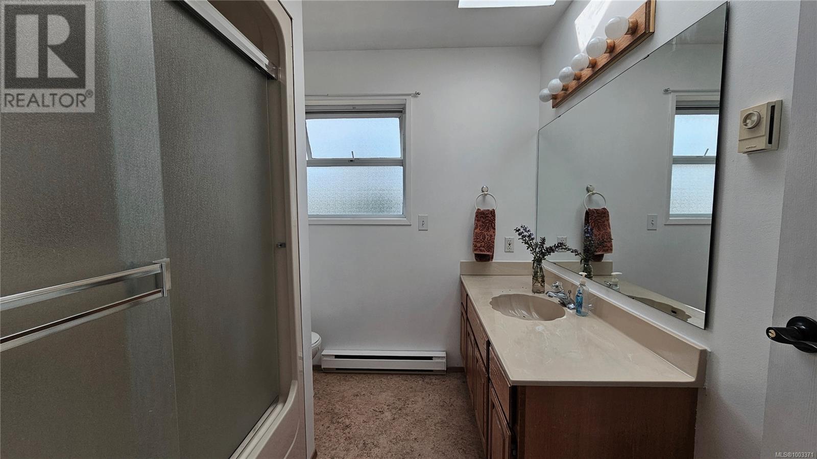 450 Cormorant Rd, Campbell River