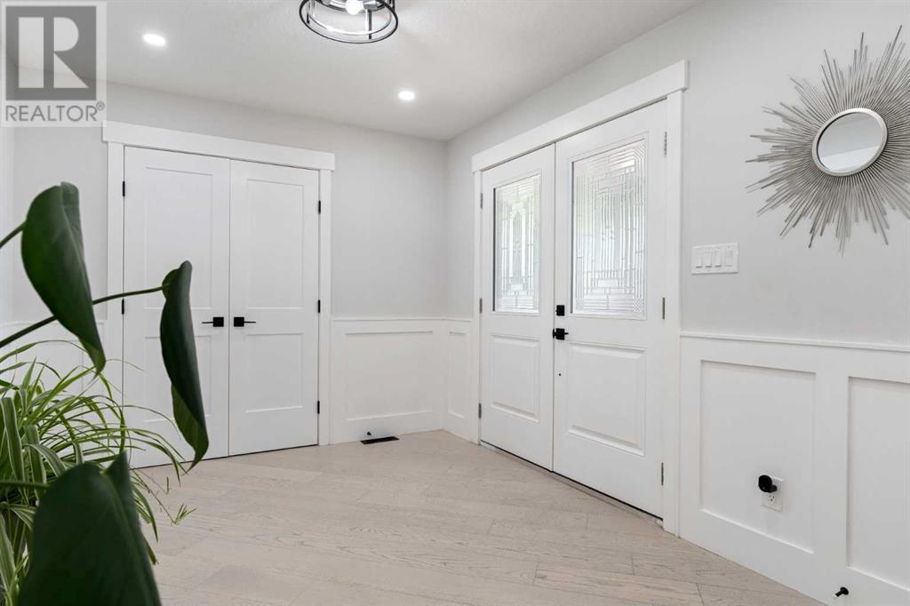 Single Family House Bungalow for Sale in  Northmount Drive NW Brentwood Calgary 