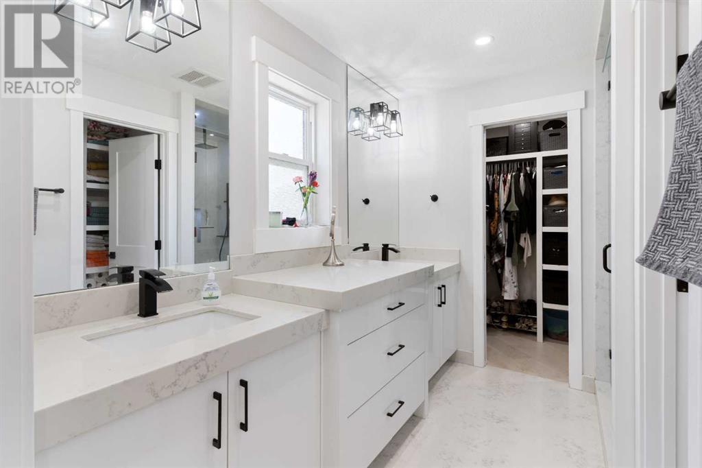 Single Family House Bungalow for Sale in  Northmount Drive NW Brentwood Calgary 