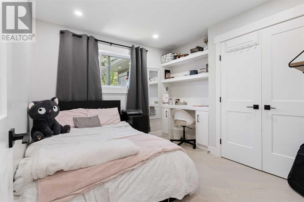 Single Family House Bungalow for Sale in  Northmount Drive NW Brentwood Calgary 
