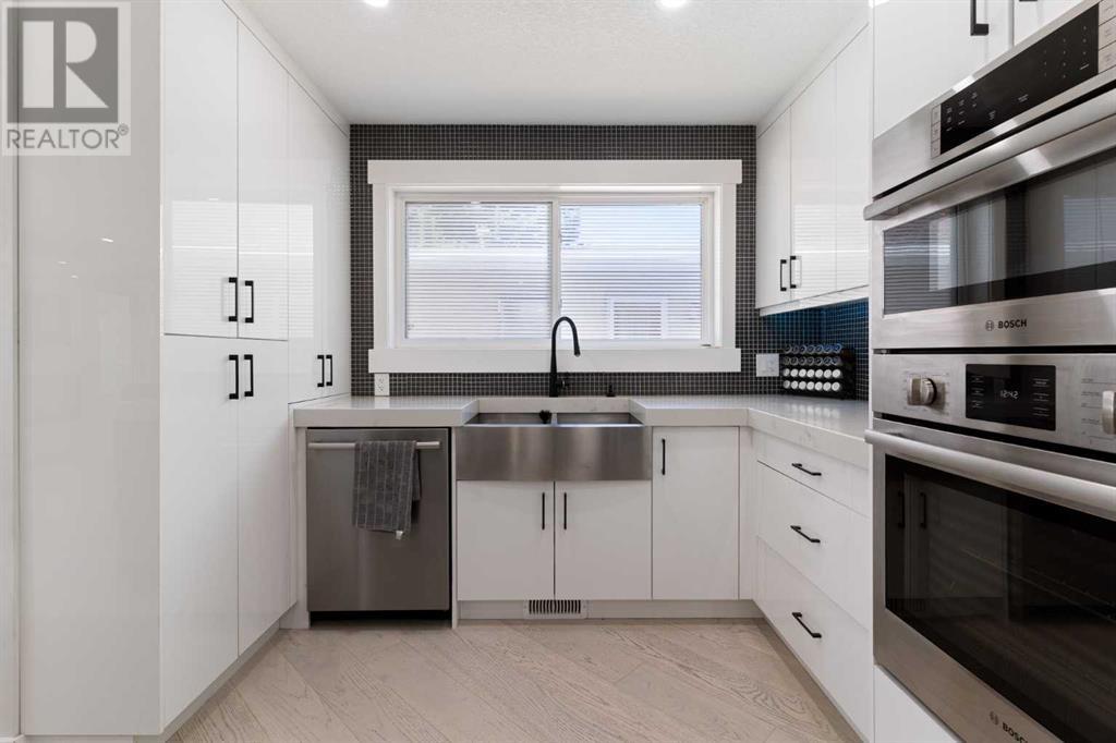 Single Family House Bungalow for Sale in  Northmount Drive NW Brentwood Calgary 