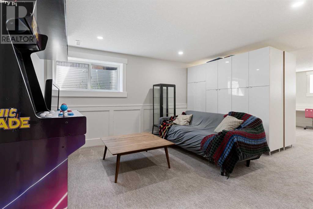 Single Family House Bungalow for Sale in  Northmount Drive NW Brentwood Calgary 