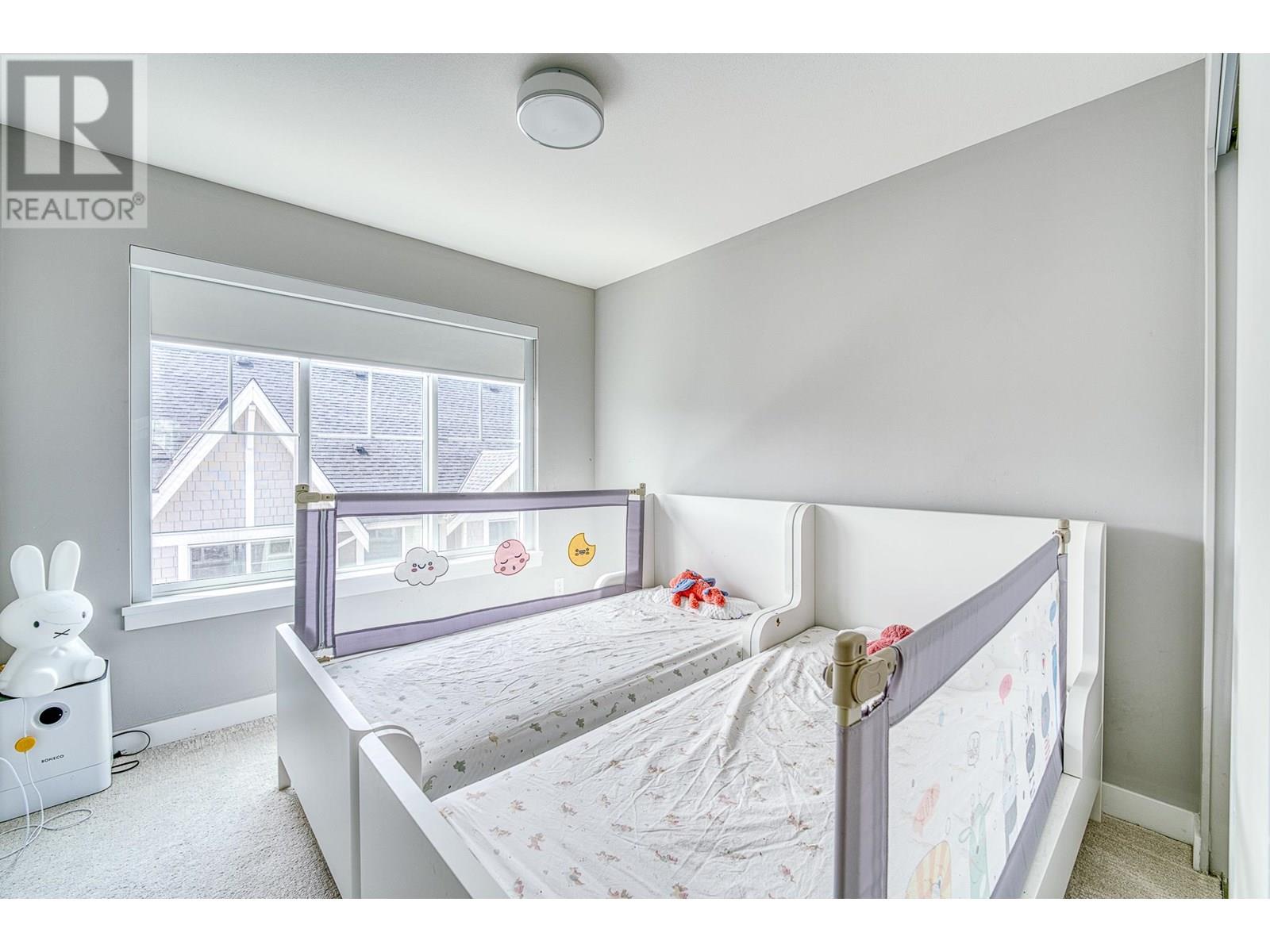 Photo 17 of 21 7180 Lechow Street, Richmond BC