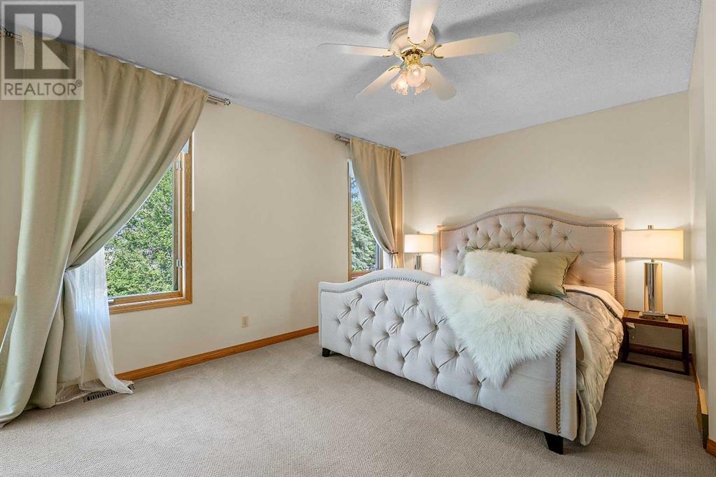 Single Family House for Sale in  MILLVIEW Place SW Millrise Calgary 