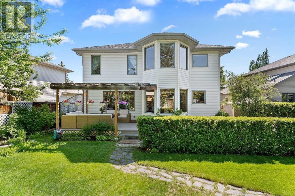 Single Family House for Sale in  MILLVIEW Place SW Millrise Calgary 