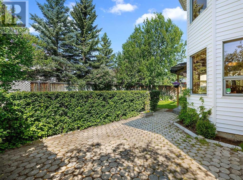 Single Family House for Sale in  MILLVIEW Place SW Millrise Calgary 