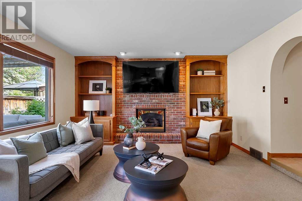 Single Family House for Sale in  MILLVIEW Place SW Millrise Calgary 