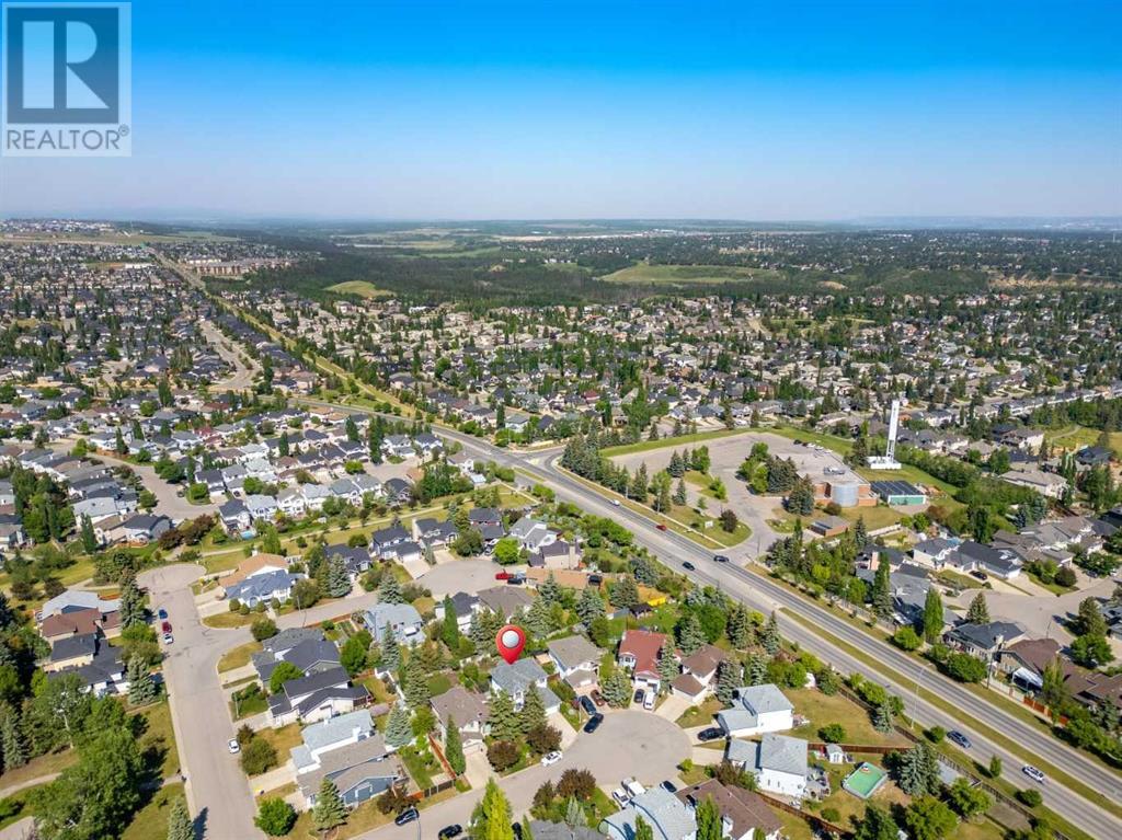 Single Family House for Sale in  MILLVIEW Place SW Millrise Calgary 